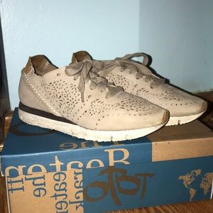 Off The Beaten Track Khora sneakers